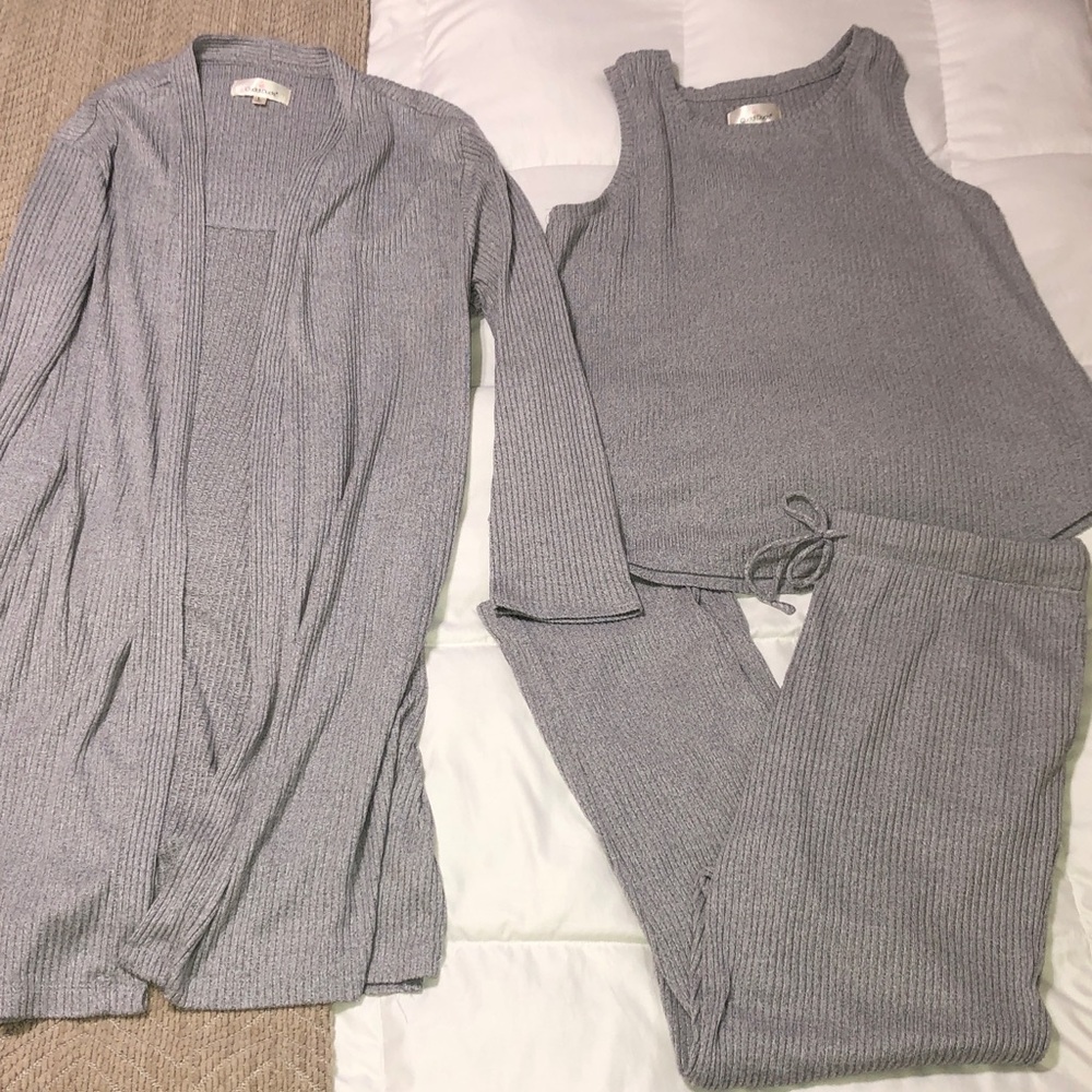Cuddl Duds Cozy Ribbed Gray Tank, Cardigan & Pants Set